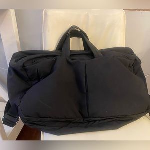 lululemon lab Convertible Large Duffle Bag 29L